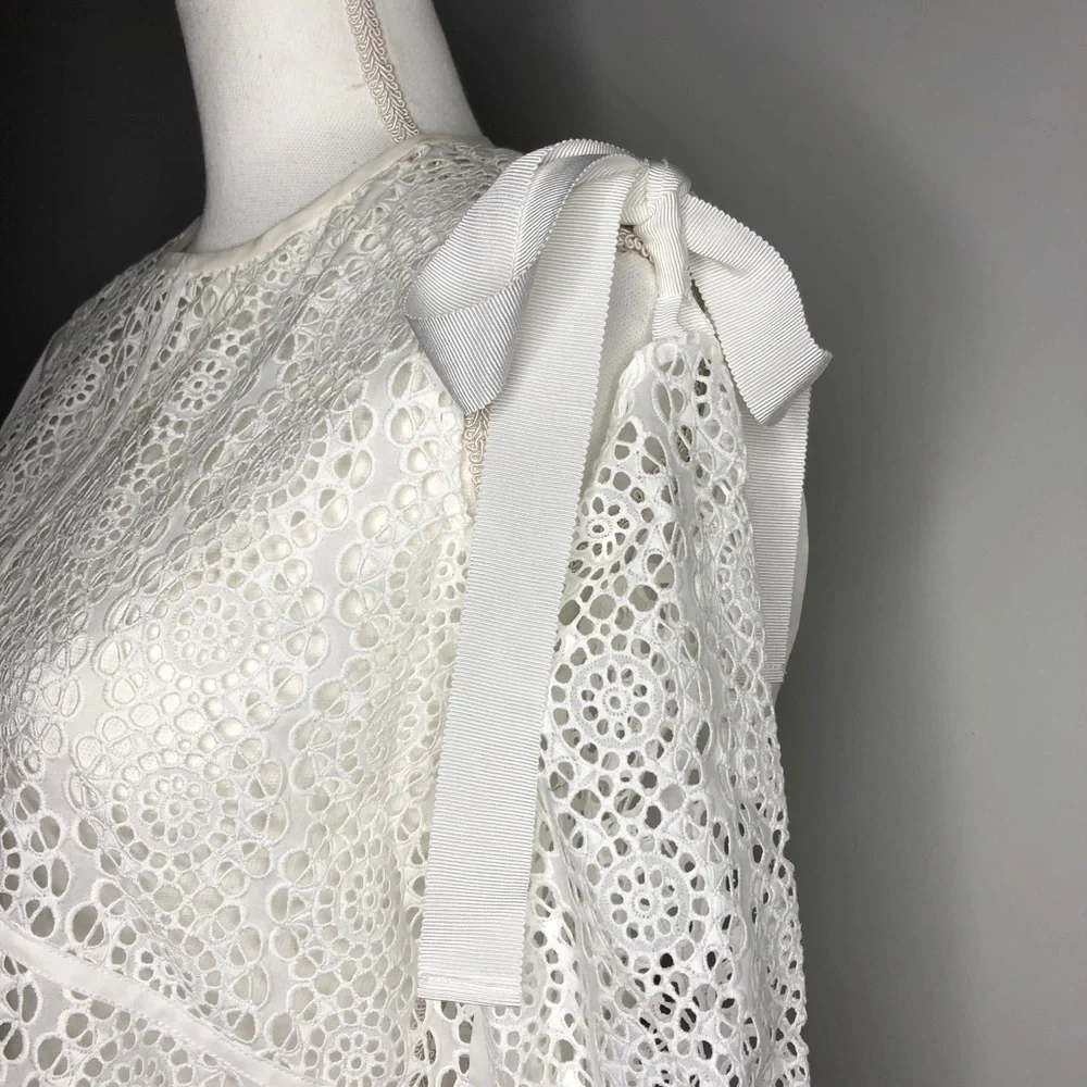 Sandro Paris Ernesto Eyelet Broderie Anglaise Blouse in Blanc - NWT